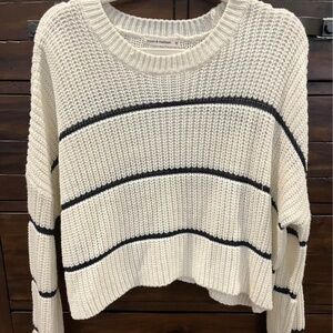 Cropped long sleeve sweater